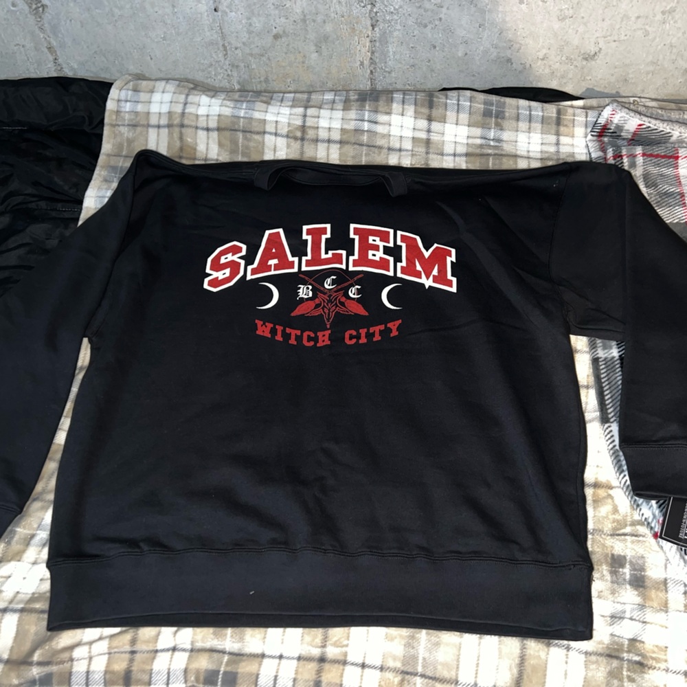 Blackcraft Cult Salem Witch City Crewneck Sweatshirt 3XL No Longer Available NWT